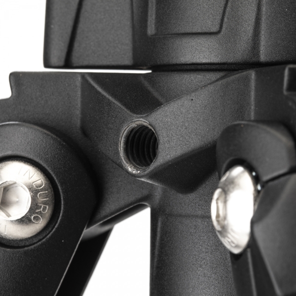 Induro Stativ Carbon CF204