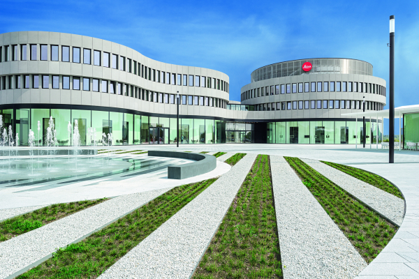 EXPLORE LEICA by GraphicArt Bern (auf deutsch)