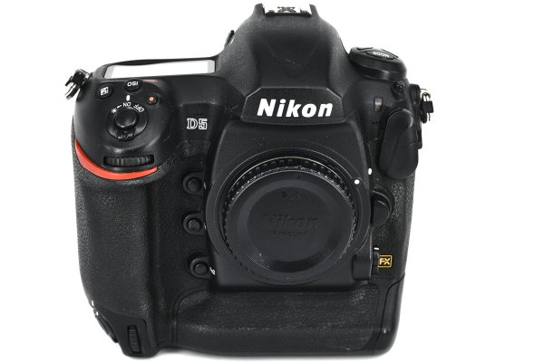 Occasion Nikon D5 Body Kit XQD, S/N 6008706
