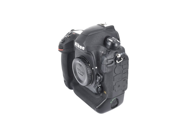 Occasion Nikon D6 Body Kit, S/N 6001548