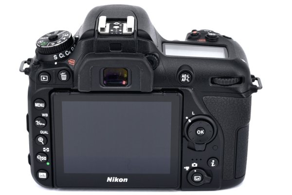Occasion Nikon D7500 Body Kit, S/N 6155476