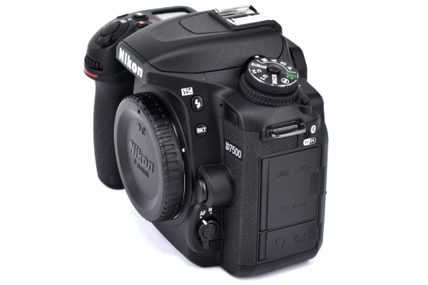 Occasion Nikon D7500 Body Kit, S/N 6155476