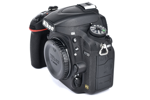 Occasion Nikon D750 Body Kit, S/N 6001409