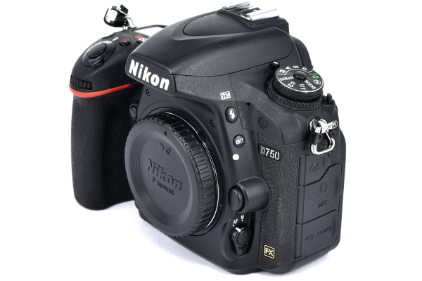 Occasion Nikon D750 Body Kit, S/N 6087552