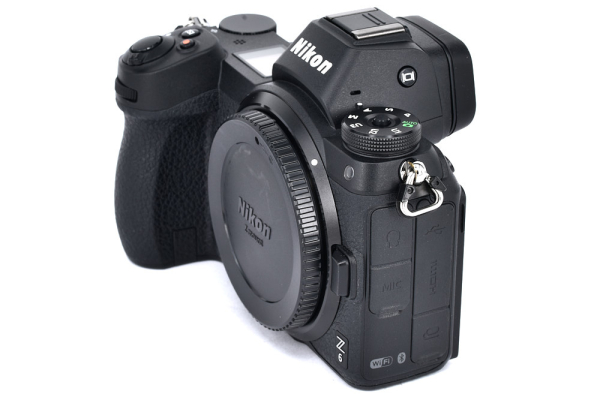 Occasion Nikon Z 6 Body Kit, S/N 6076818