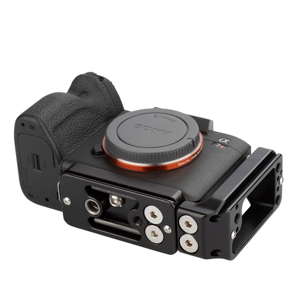 ProMediaGear L-Bracket pour Sony Alpha 7R IV