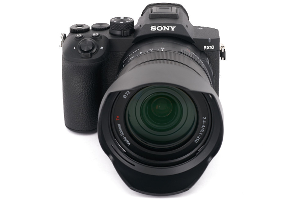 Occasion Sony RX10 Mark IV S/N 2195082