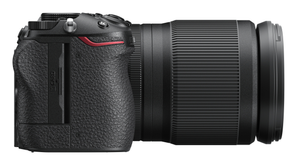Nikon Z5IIC schwarz Kit 24-200mm f/4.0-6.3 VR