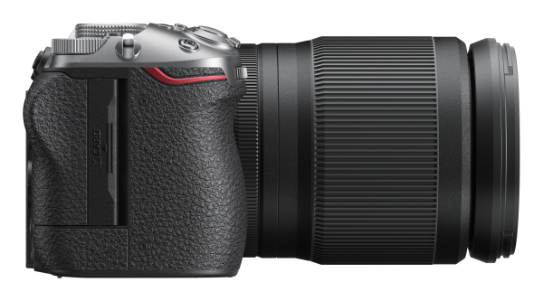 Nikon Z5IIC silber Kit 24-200mm f/4.0-6.3 VR